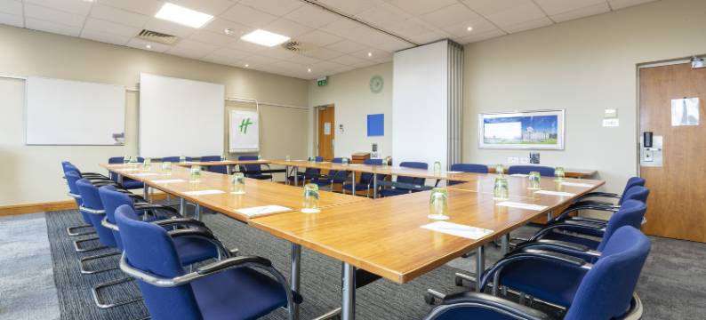 Holiday Inn 卡迪夫城中心(Holiday Inn CARDIFF CITY CENTRE by IHG)图片