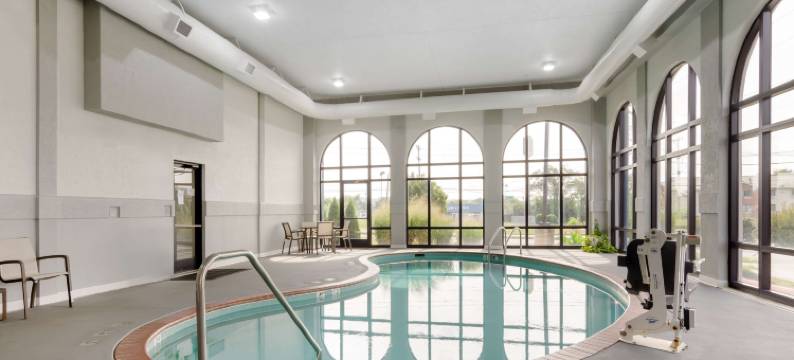 哈里森堡贝斯特韦斯特优质酒店(Best Western Plus Harrisonburg)图片