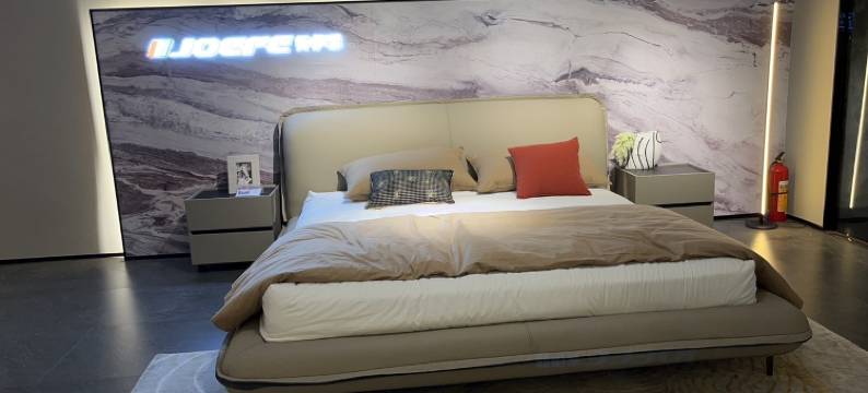 房东七七七七公寓(西平北街分店)图片