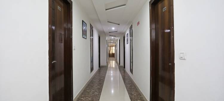 OYO 8095 泰姬城堡酒店(Capital O Taj Castle)图片