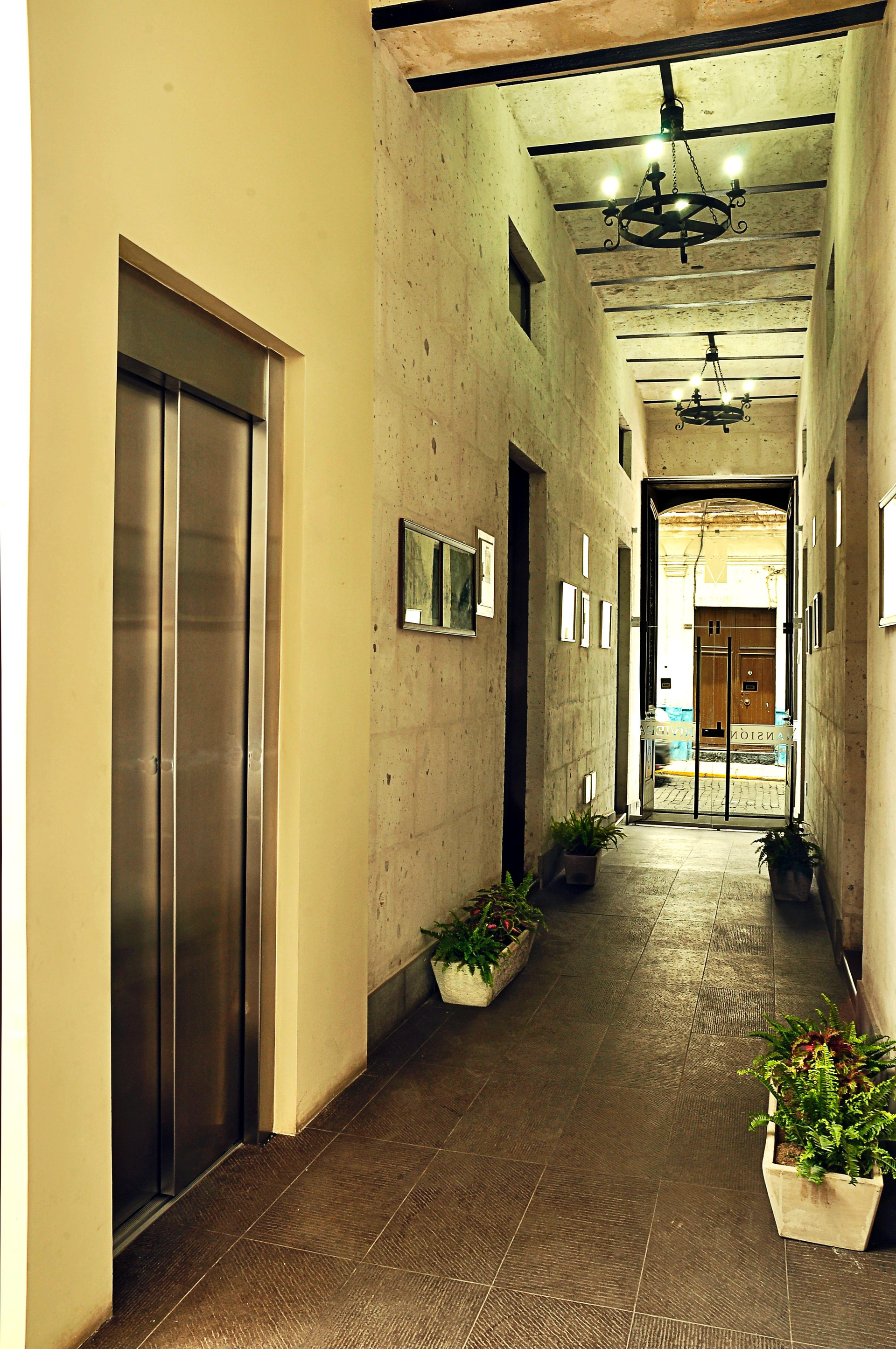 Hoteles Riviera Mansion Over view