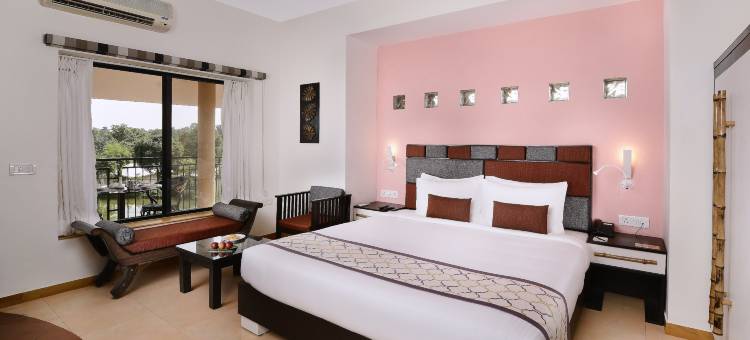 干哈斯特灵酒店(Sterling Kanha)图片