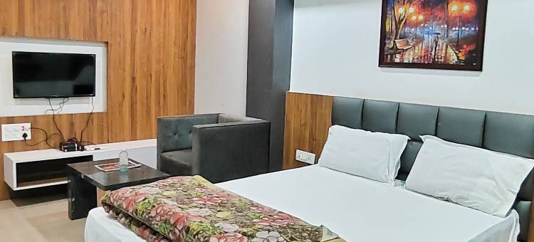 杰豪华酒店(Hotel Jay Deluxe)图片