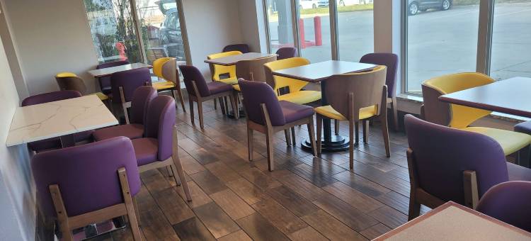 阿尔图纳贝斯特韦斯特优质酒店(Best Western Plus Altoona Inn)图片