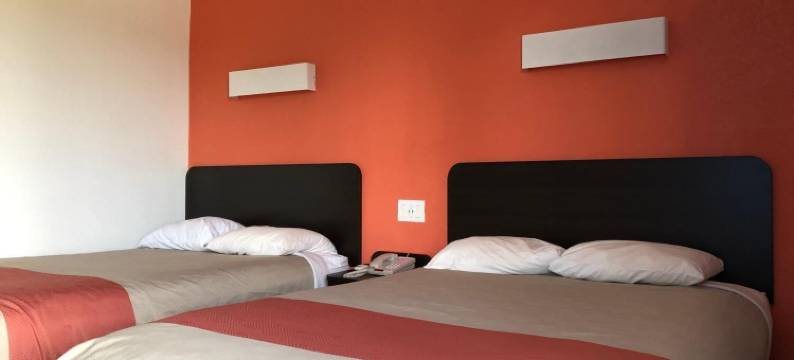 6克卢特汽车旅馆(Motel 6 Clute, TX)图片