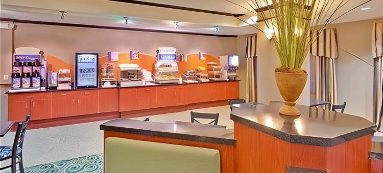 智选假日套房酒店克林顿(Holiday Inn Express & Suites Clinton)图片