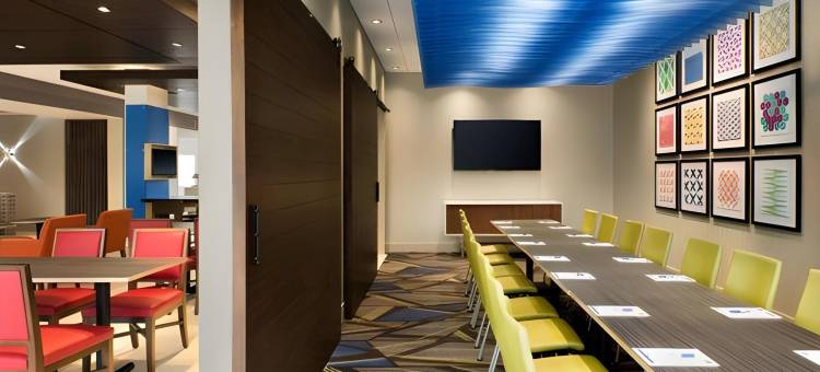 波士顿南伦道夫智选假日套房酒店(Holiday Inn Express & Suites Boston South - Randolph)图片