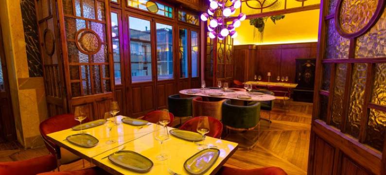 三钟酒店(Hotel Las Tres Campanas)图片