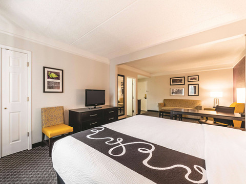 圣安东尼奥市区拉昆塔温德姆套房酒店