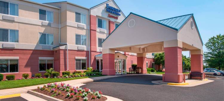 杜勒斯机场尚迪利万枫套房酒店(Fairfield Inn & Suites Dulles Airport Chantilly)图片