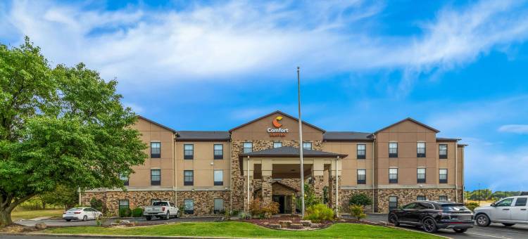 万塞讷舒适套房酒店(Comfort Suites)图片