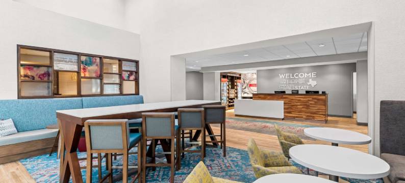 达拉斯法默斯布兰奇欢朋套房酒店(Hampton Inn & Suites by Hilton Farmers Branch Dallas)图片