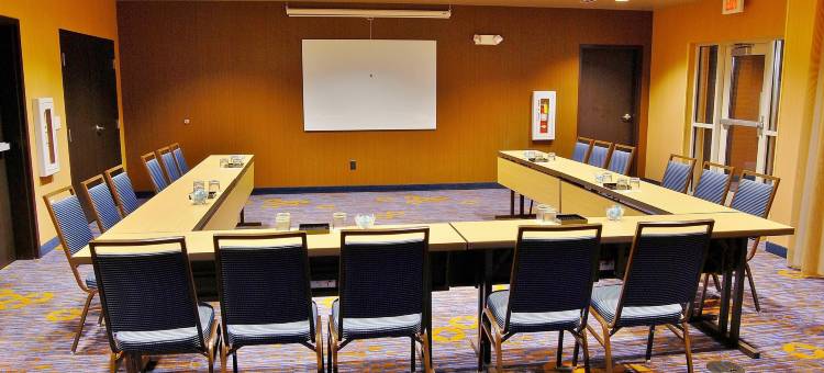 哥伦布新奥尔巴尼万怡酒店(Courtyard Columbus New Albany)图片