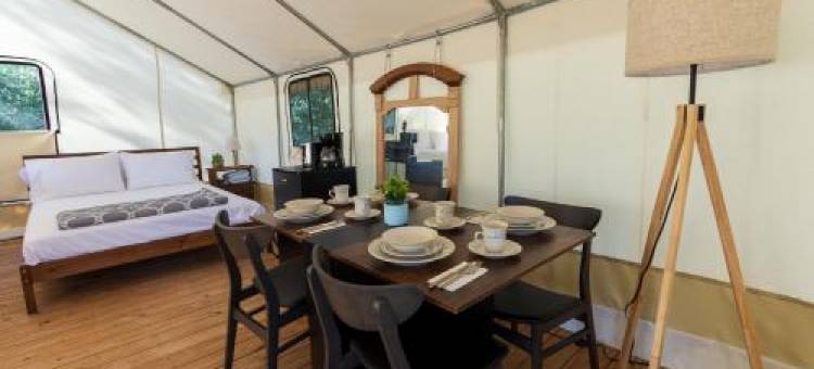 Unwind in a Cozy Glamping Sanctuary图片