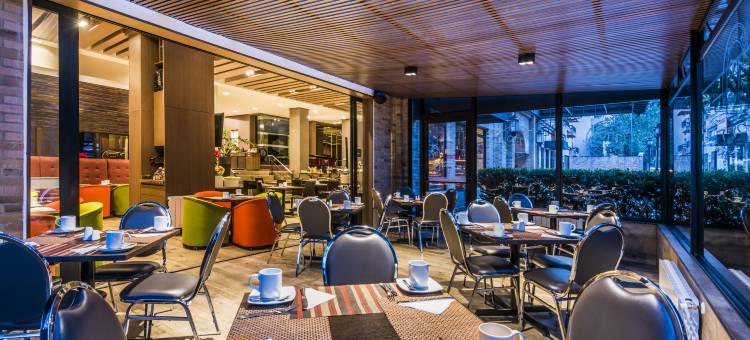 波哥大罗萨莱斯希尔顿安泊酒店(Embassy Suites by Hilton Bogotá Rosales)图片