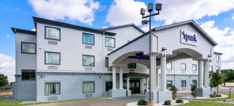 威奇托福尔斯希尔顿Spark酒店(Spark by Hilton Wichita Falls)图片