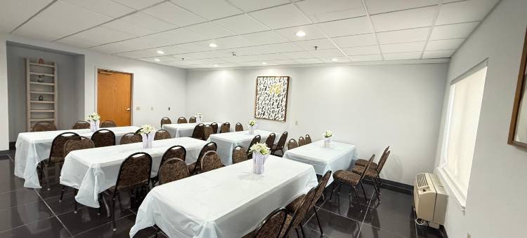 舒适酒店及套房-麦迪逊东-莫诺纳(Comfort Inn & Suites Madison East - Monona)图片