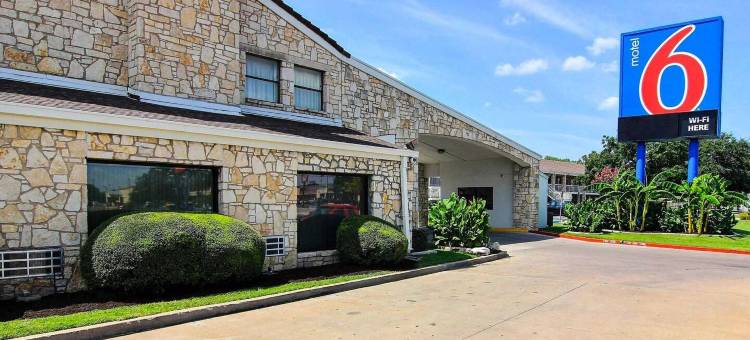 德克萨斯奥斯汀 - 犹他市中心 6 号汽车旅馆(Motel 6 Austin, TX - Central Downtown UT)图片