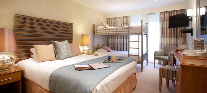 温彻斯特南部的马威尔酒店(Marwell Hotel Winchester South)图片