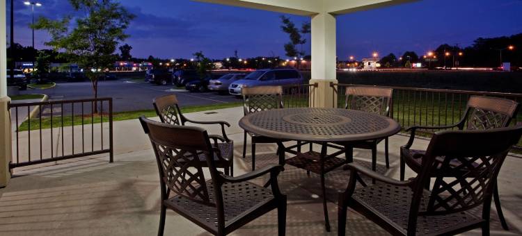 Candlewood Suites 切萨皮克/萨福克(Candlewood Suites Chesapeake/Suffolk)图片