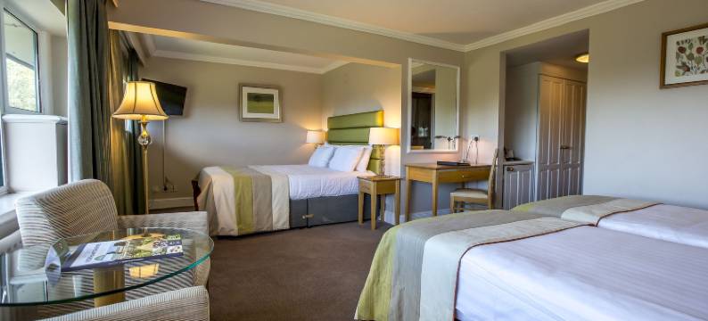 赫尔利顿湖酒店(Hellidon Lakes Hotel)图片