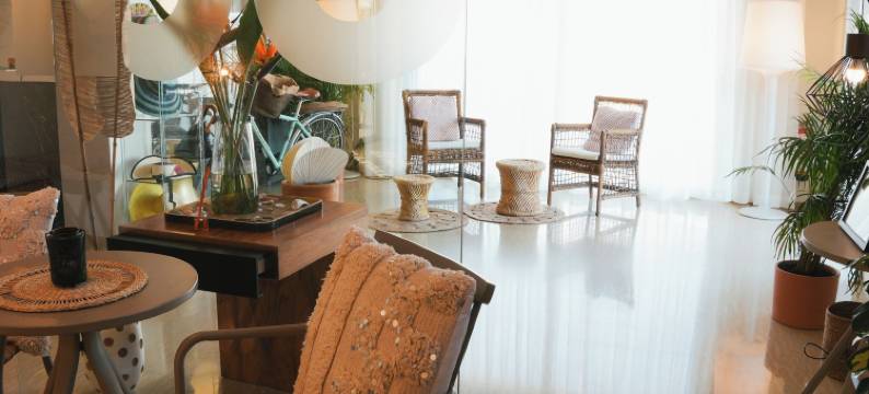 维拉莫尔酒店 - 限成人(Hotel Villamor)图片