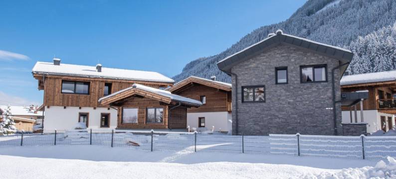 靠近克里姆尔瀑布的瓦尔德伊姆平茨高木屋(The Village - Chalet Stone House)图片