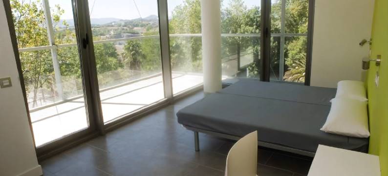 乌巴阿特普绿色鸟巢青年旅馆(Uba Hostel)图片