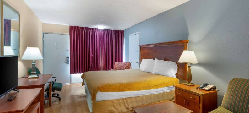 科洛尼尔海茨 I-95 罗德威酒店(Rodeway Inn Colonial Heights I-95)图片