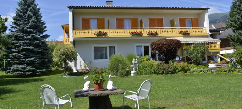 豪斯格鲁克自助早餐酒店(Haus Golker Ferienwohnungen & Frühstückspension)图片