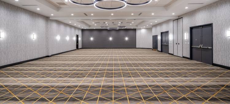 长岛 - Islip机场东假日酒店(Holiday Inn Long Island - Islip Arpt East)图片