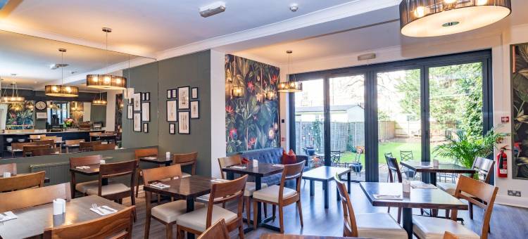 克罗夫特苑酒店(Croft Court Hotel)图片