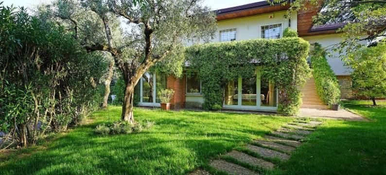 托拉罗罗的洛卡别墅(Casa Alla Rocca in Solarolo)图片