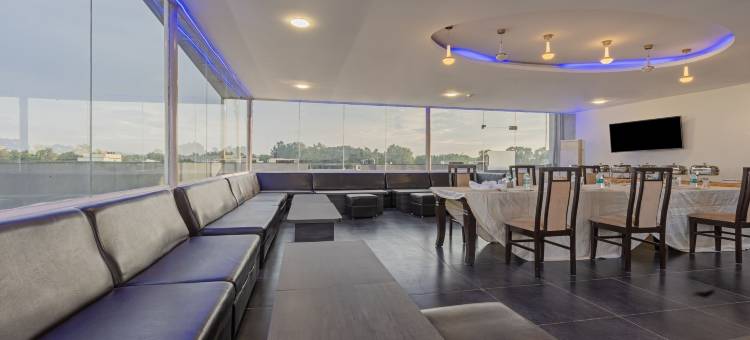 Treebo 塞福琛度假屋(Treebo Sai Fortune Gateway)图片