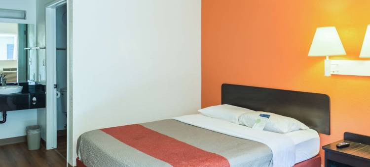 贝克斯菲尔德东6号汽车旅馆(Motel 6 Bakersfield, CA - East)图片