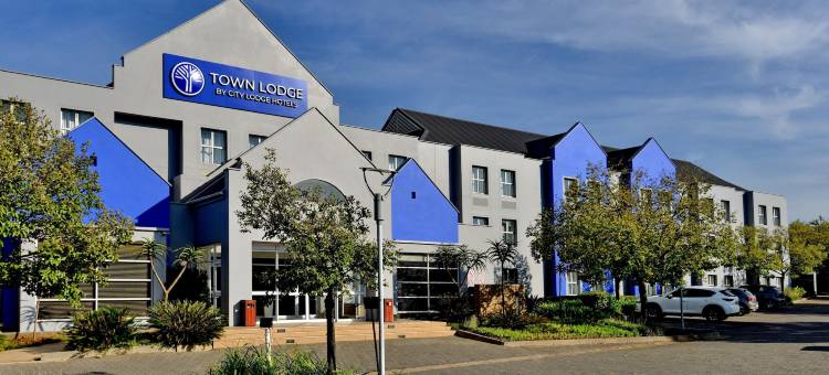 米兰德瀑布城镇旅馆(Town Lodge Waterfall, Midrand)图片