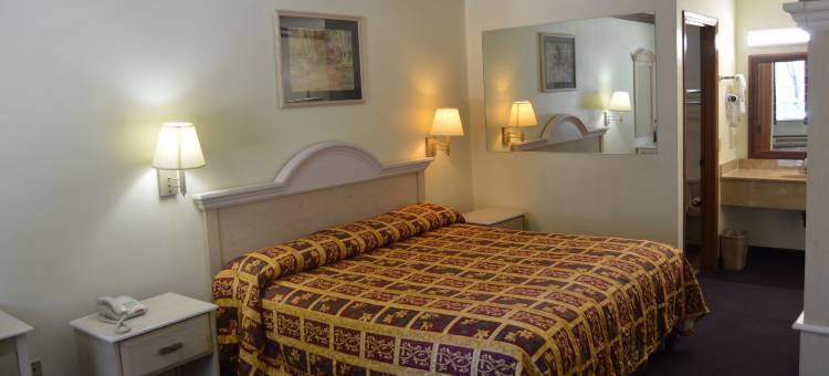 凯霍加福尔斯经济型汽车旅馆(Economy Inn Cuyahoga Falls)图片