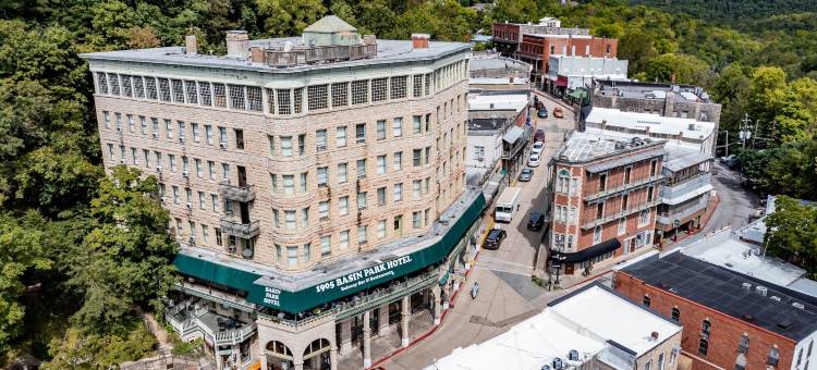 盆地公园马格努森大酒店(1905 Basin Park Hotel)图片