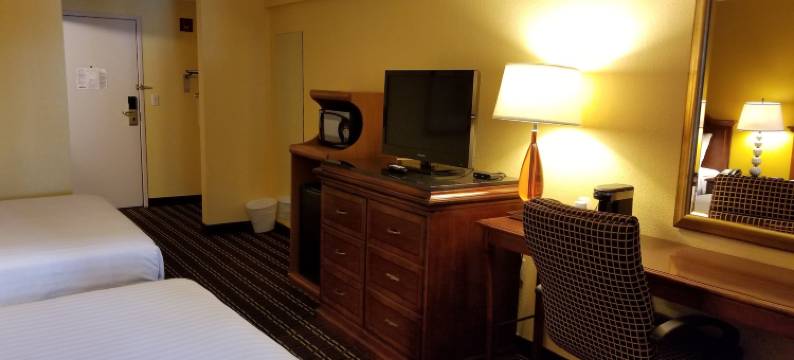 康斯托克会议中心酒店(Comstock Inn & Conference Center)图片