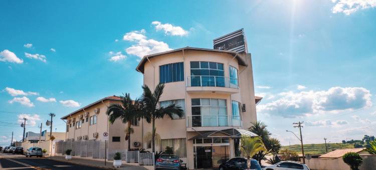 菲里昂广场酒店(Ferian Plaza Hotel)图片