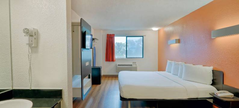 洛杉矶LAX6号汽车旅馆(Motel 6 Los Angeles, CA - Los Angeles - LAX)图片