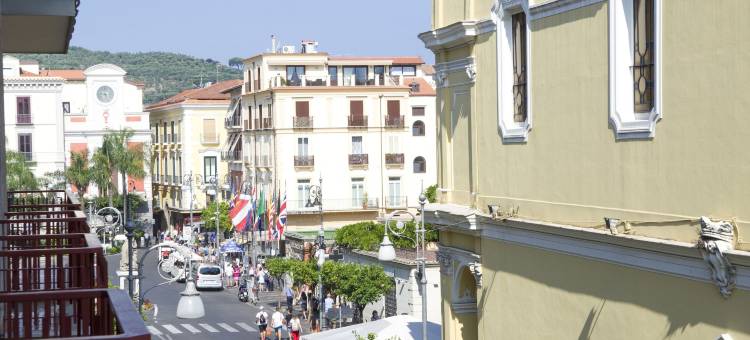 斯帕西亚宫酒店(Palazzo Spasiano Rooms - Sorrento Center)图片