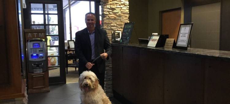 俄克拉何马城威尔罗杰斯机场希尔顿安泊酒店(Embassy Suites by Hilton Oklahoma City Will Rogers Airport)图片