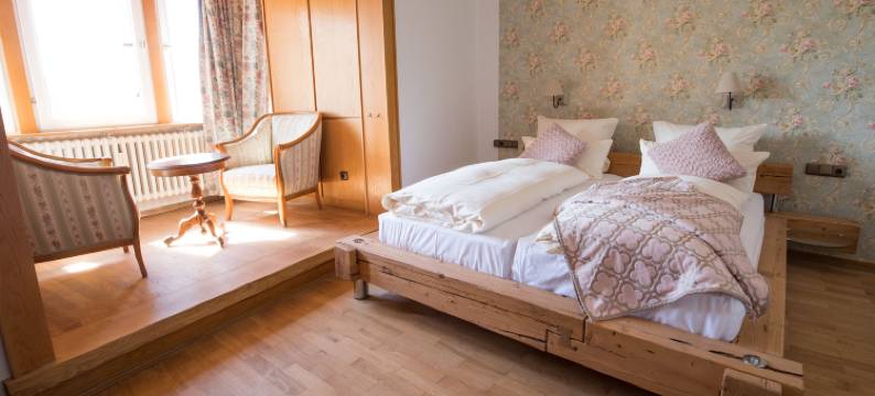 施潘根贝尔格城堡酒店(Schloss Spangenberg)图片