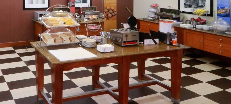 希尔顿欢朋酒店-雷诺萨/工业区(Hampton Inn by Hilton Reynosa/Zona Industrial)图片