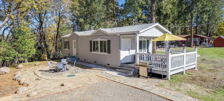 社区游泳池和现场农场：普莱瑟维尔小屋(Community Pool & on-Site Farm: Placerville Cottage)图片