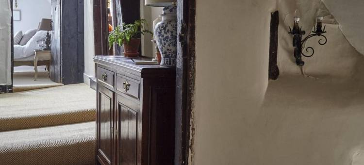 天使神迹宾馆(Sign of the Angel)图片