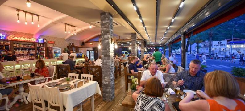 贝尔斯汉豪华酒店(BELCEHAN HOTEL)图片