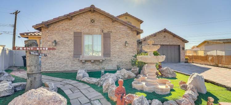 北拉斯维加斯带泳池的家 ~ 距离拉斯维加斯大道9英里！(North Las Vegas Home w/ Pool ~ 9 Mi to the Strip!)图片