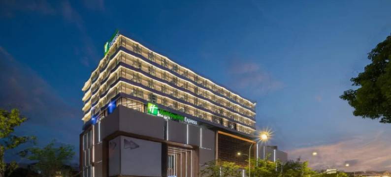 上海青浦新城智选假日酒店图片